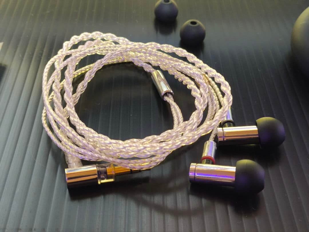 final E5000 本体ジャンク扱い、ケーブル新品