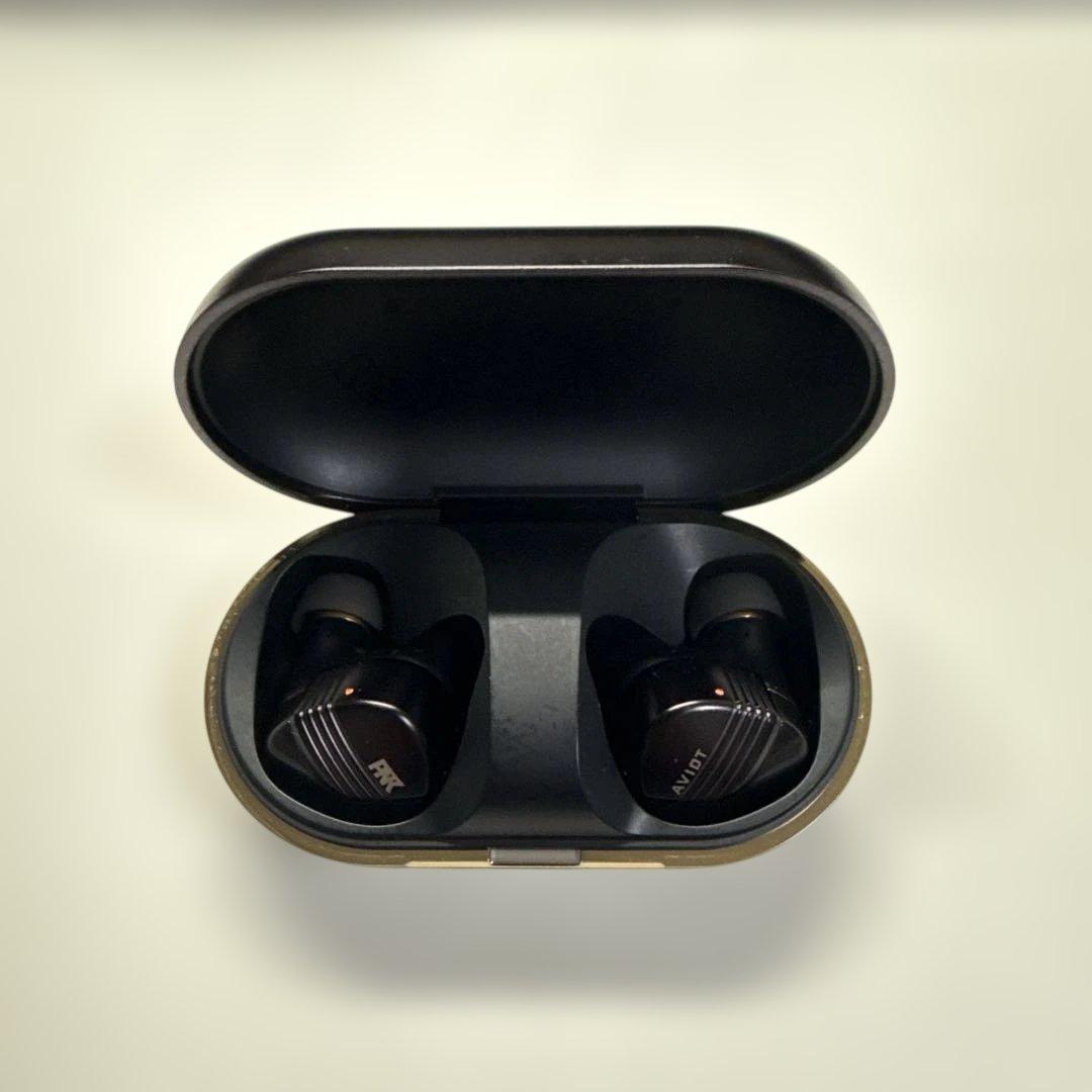 24時間緊急値下げAVIOT TE-W1-PNK ピヤホン8 ワイヤレスイヤホン