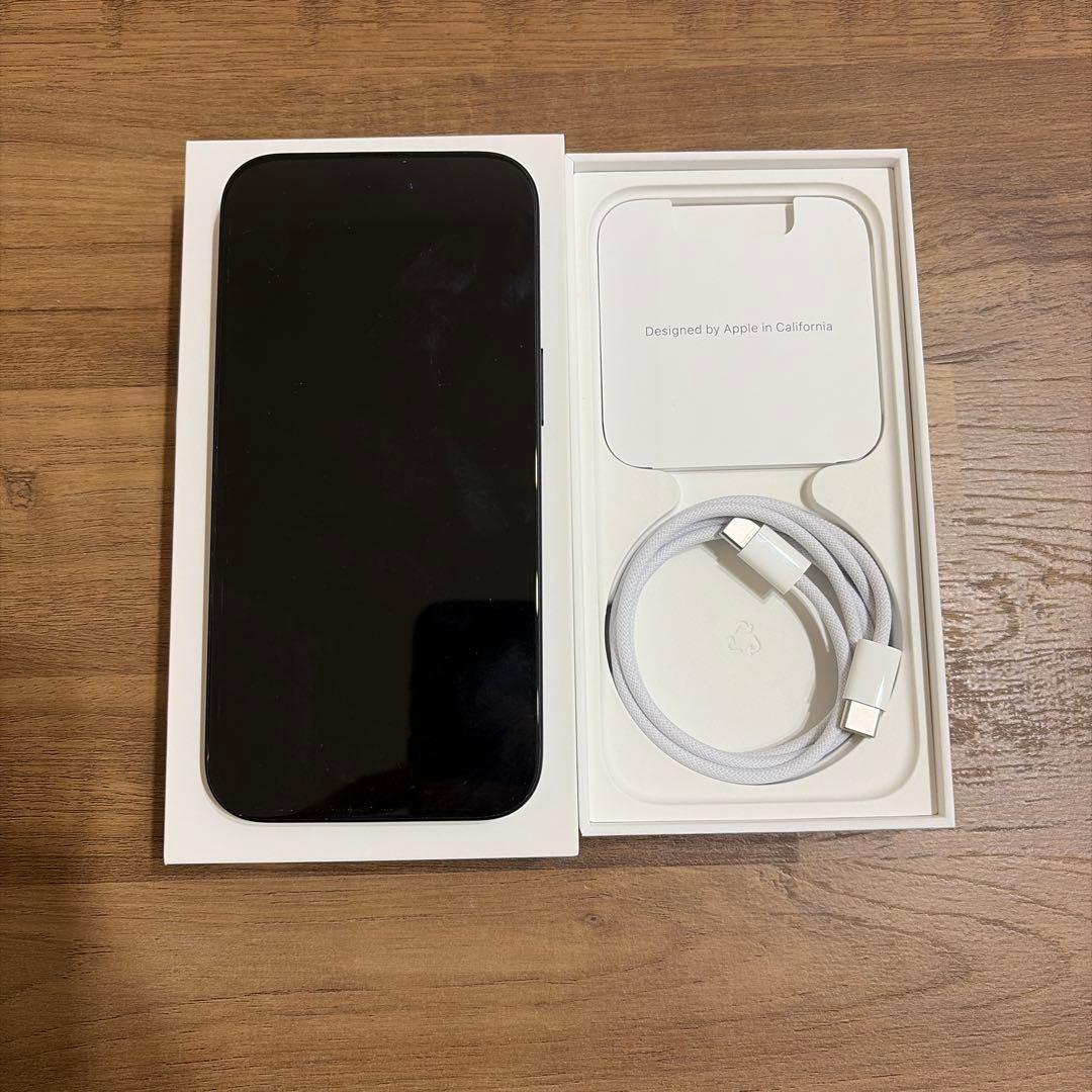 iPhone15本体 128GB ブラック SIMフリー