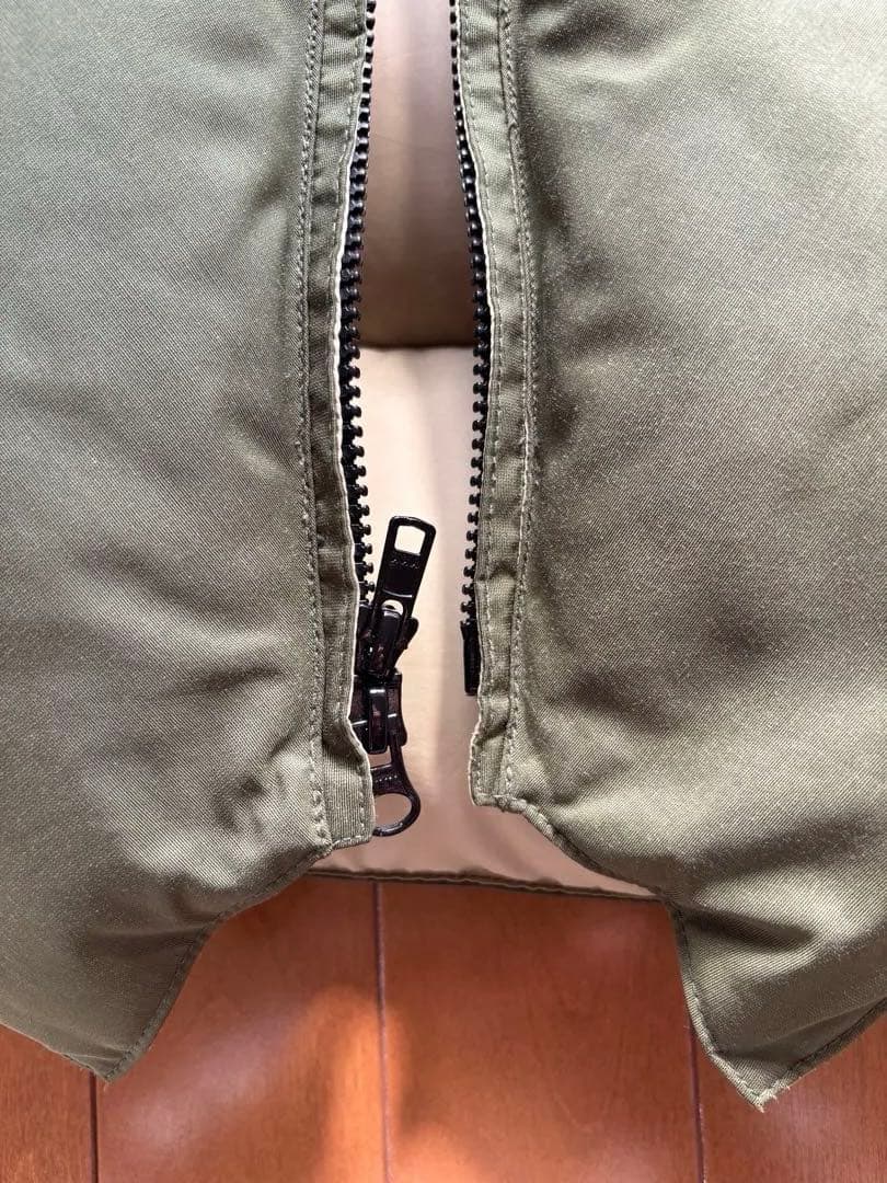 Crescent Down Works オリーブグリーン ダウンベストＭ