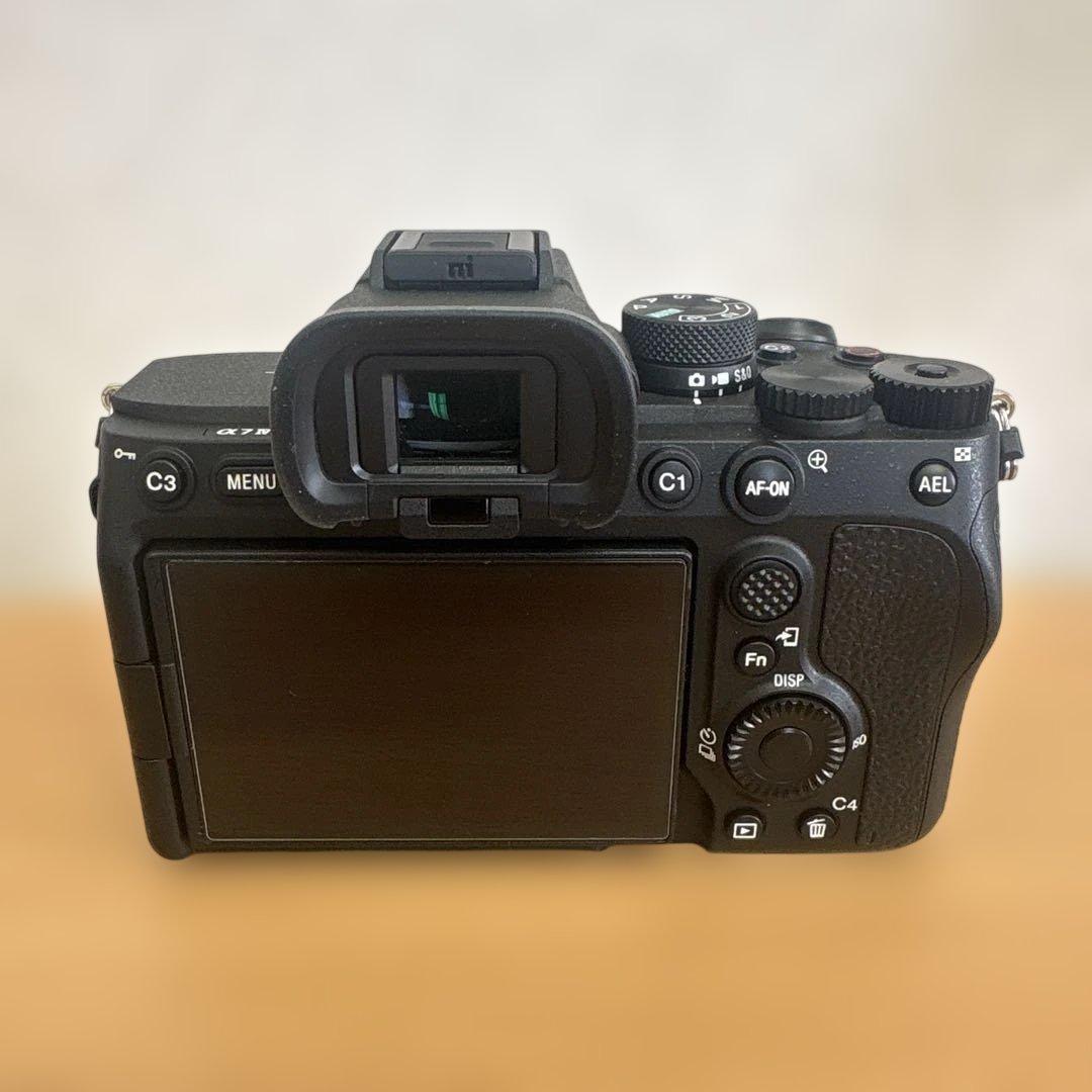 SONY α7 IV ミラーレス一眼カメラ(超美品)