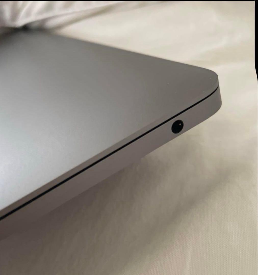 【全て揃ってます！！】Apple M1チップ搭載13インチMacBook Air