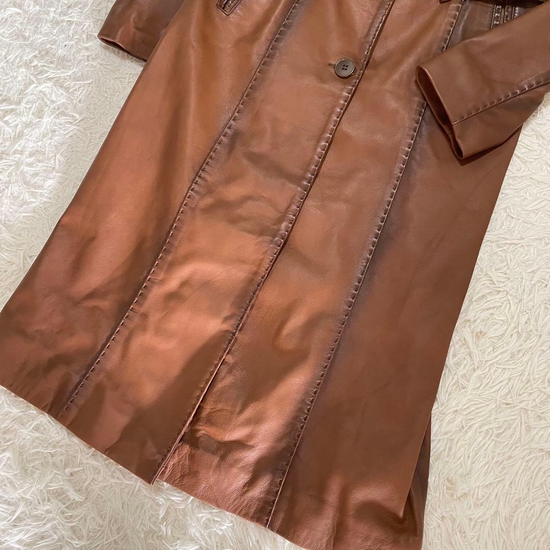 未使用に近い ラムレザーコート パイソン柄 マキシ丈 本革 ベルト S-M相当