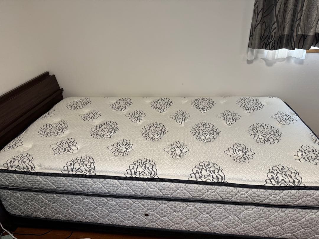 Sealy クラウンジュエル ターコイズ　シモンズボトム、ヘッドボード定価45万