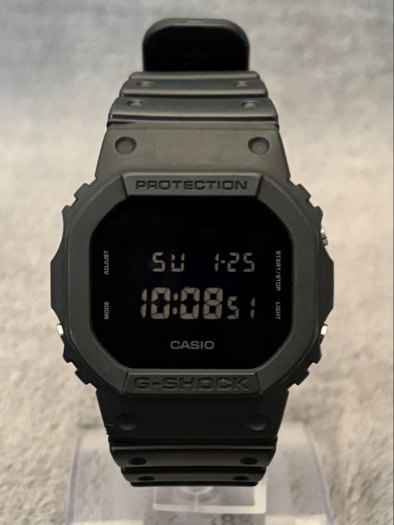 CASIO G-SHOCK DW-5600BB 電池新品交換済み