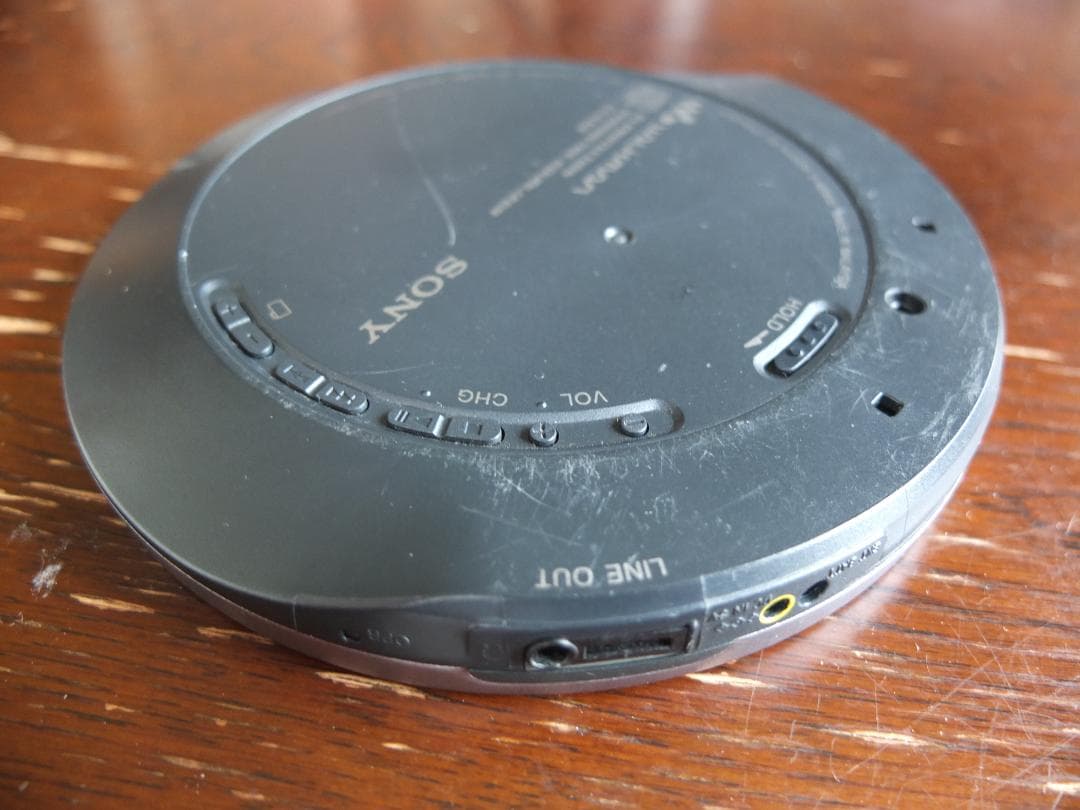 【ジャンク】SONY CD WALKMAN D-NE830