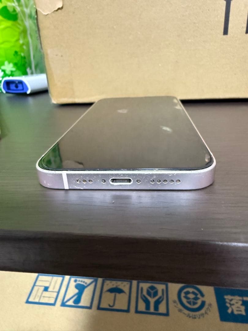 iPhone 13 128 GB スターライト海外版SIMフリー