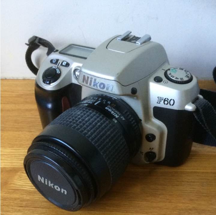 フィルム一眼レフカメラ Nikon F60
