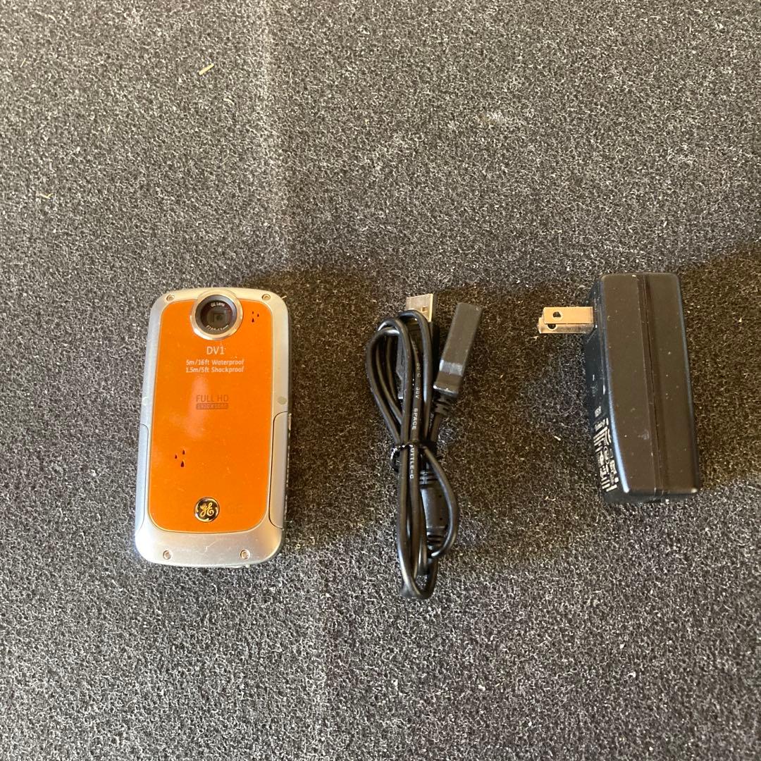 GE DV1 ビデオカメラ 本体 充電器付き