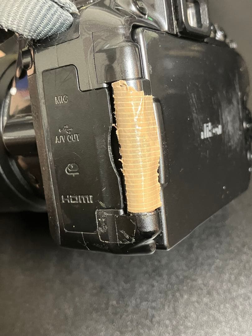 ★一眼レフ・レンズ2個、SDカード付★ニコン D5300+単焦点・ズームレンズ