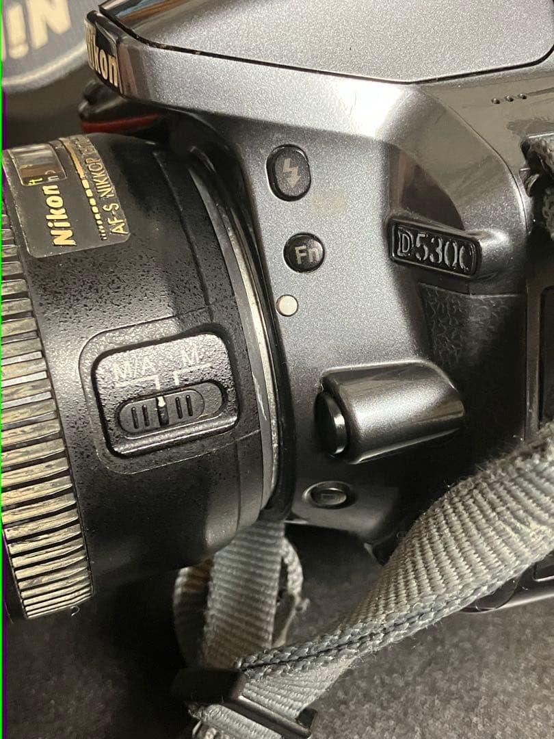 ★一眼レフ・レンズ2個、SDカード付★ニコン D5300+単焦点・ズームレンズ