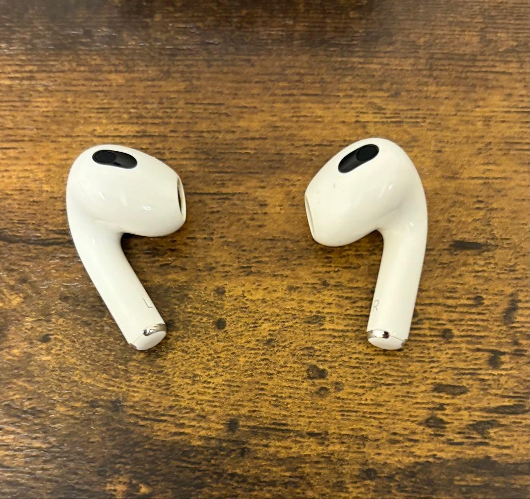純正品 Apple AirPods 第3世代 AirPods3