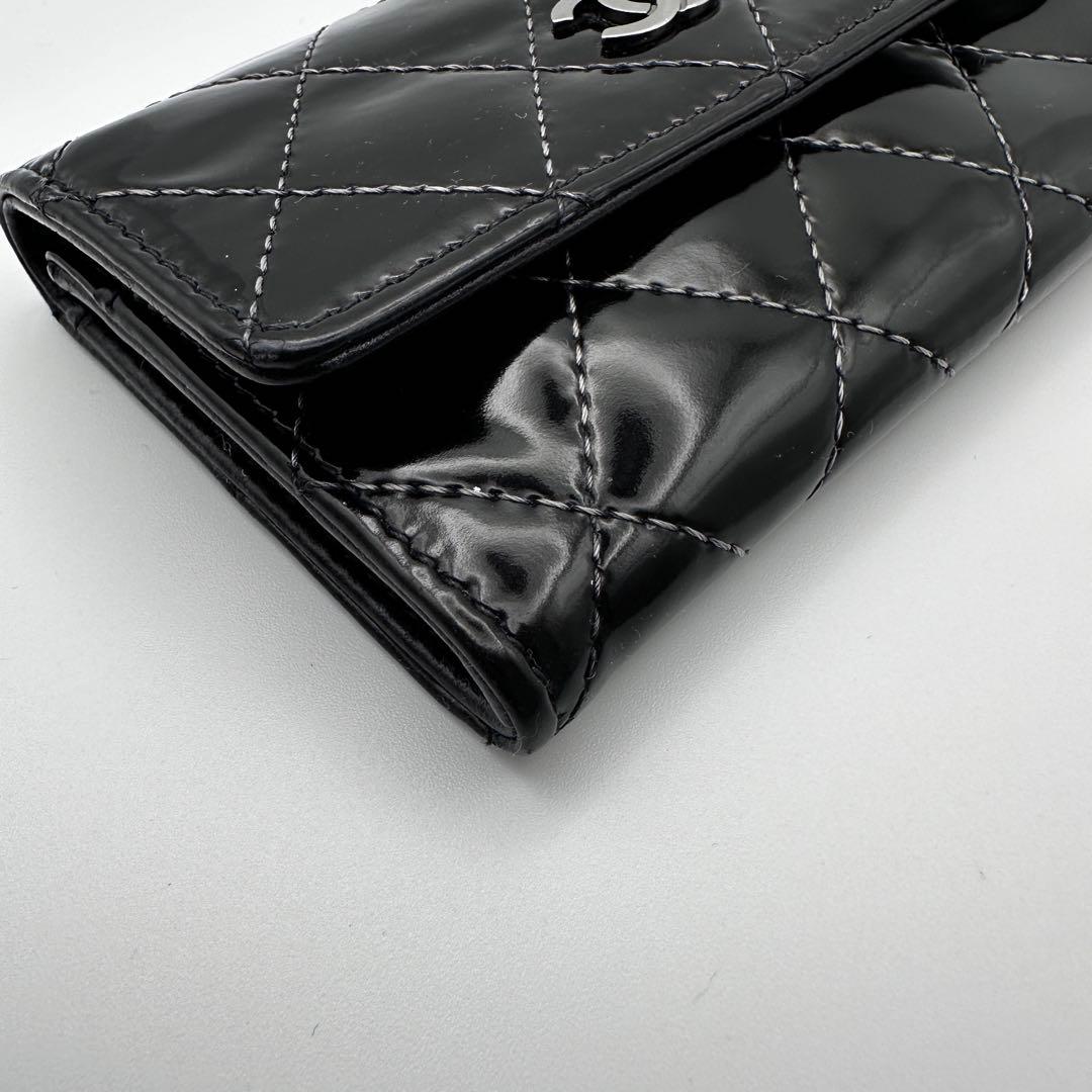 シャネル 財布 エナメル マトラッセ ケース シルバー金具