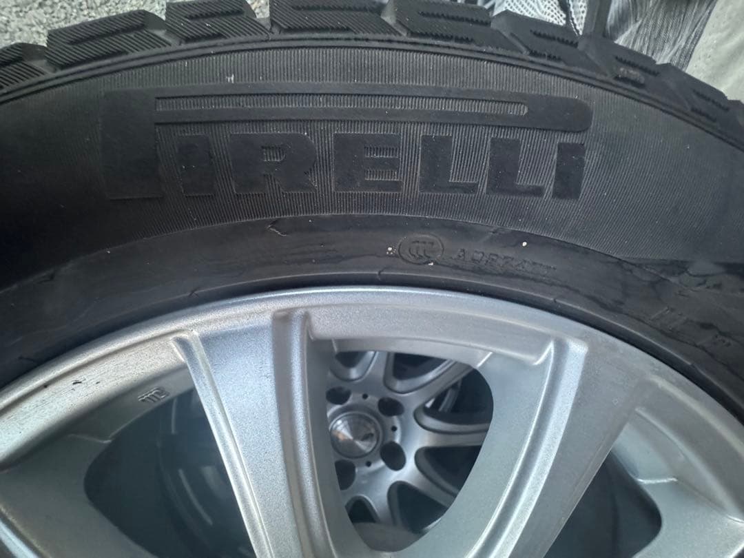 T*ル様 ヴェルファイア　アルファードPirelli4本タイヤ付ホイールセット1