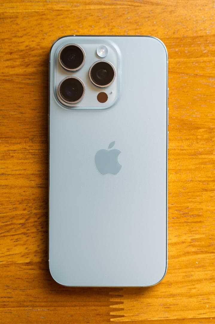 iPhone16Pro ナチュラルチタニウム（バッテリー最大容量100%）