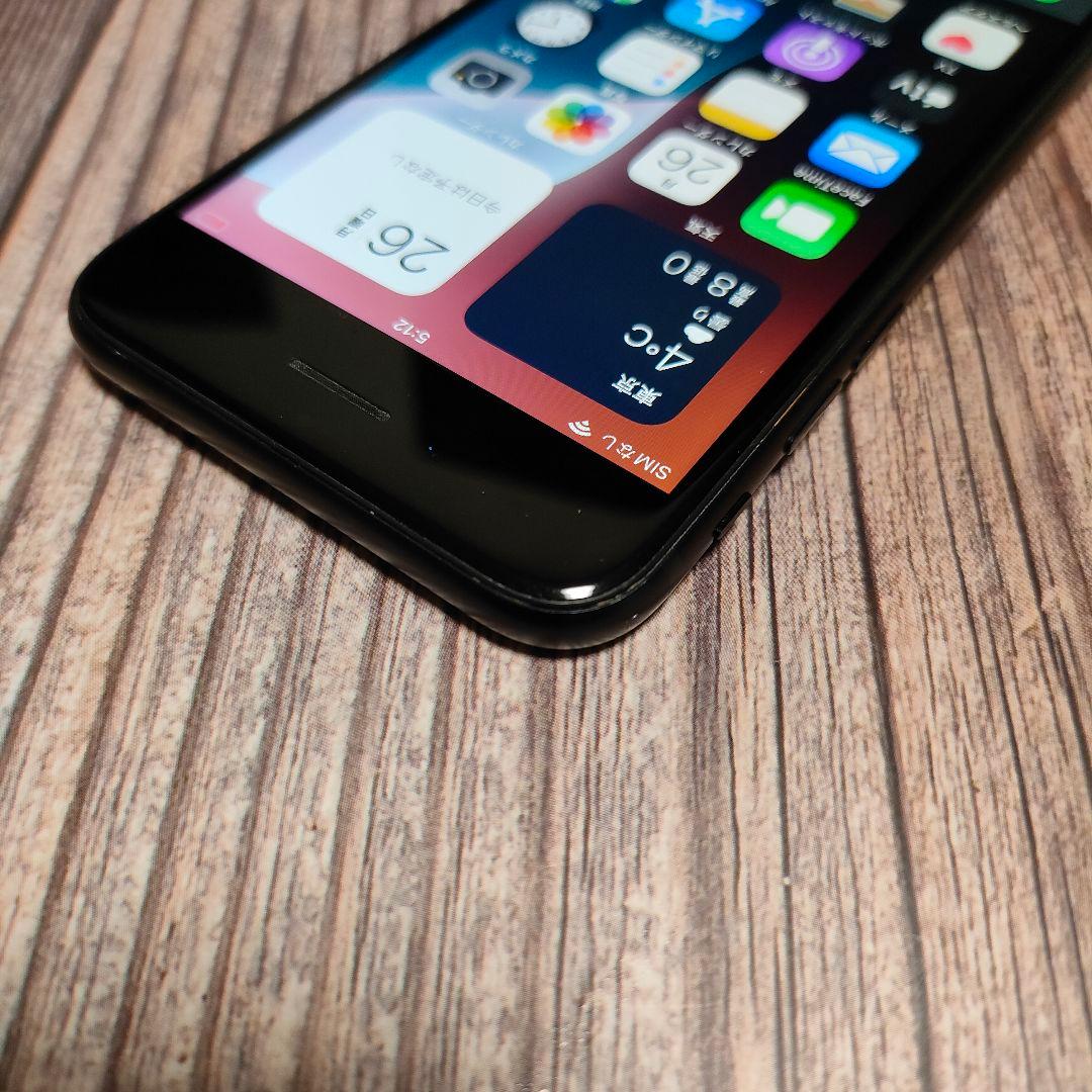 iPhone SE 第3世代 SIMフリー 64GB バッテリー100%