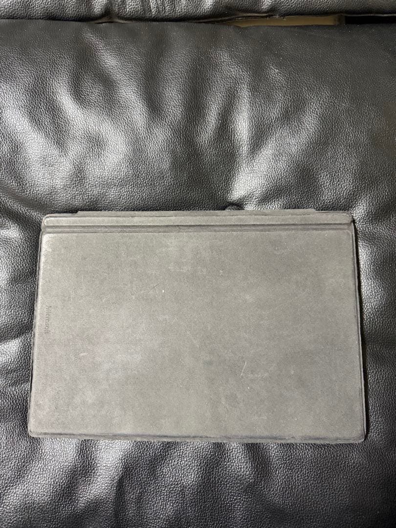 Microsoft Surface Pro 5シルバー キーボードカバー付き