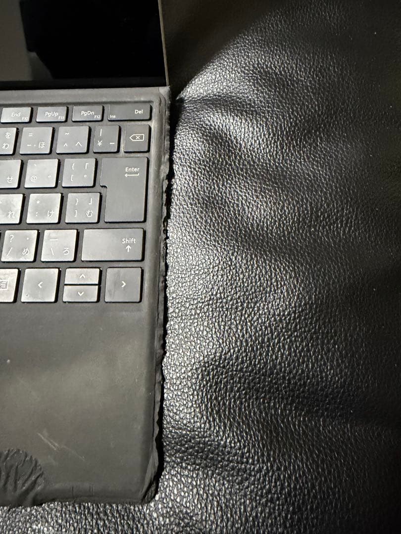 Microsoft Surface Pro 5シルバー キーボードカバー付き