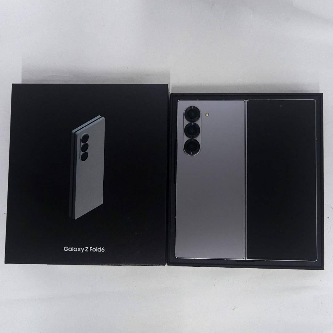 Galaxy Z FOLD6 512GB シルバー SIMフリー 【極美品】