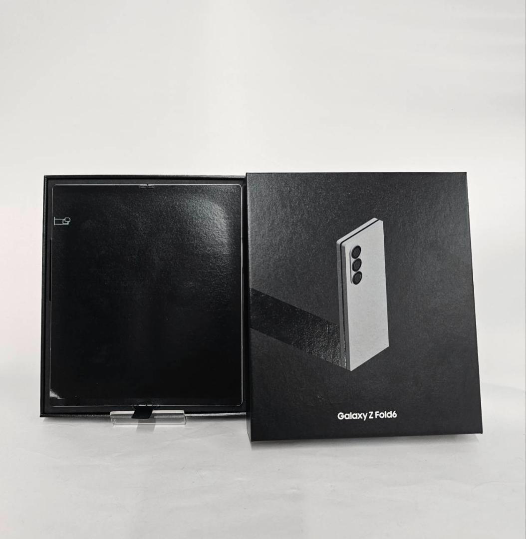 Galaxy Z FOLD6 512GB シルバー SIMフリー 【極美品】