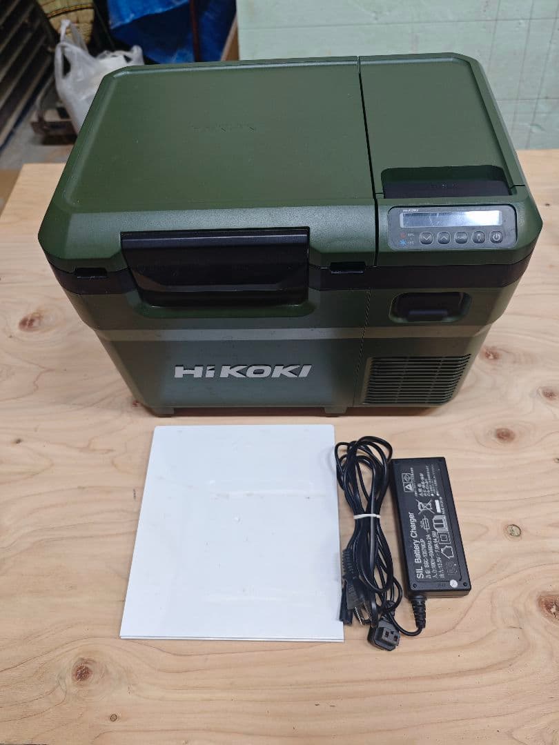 HiKOKI UL18DD　コードレス 冷温庫　10.5L