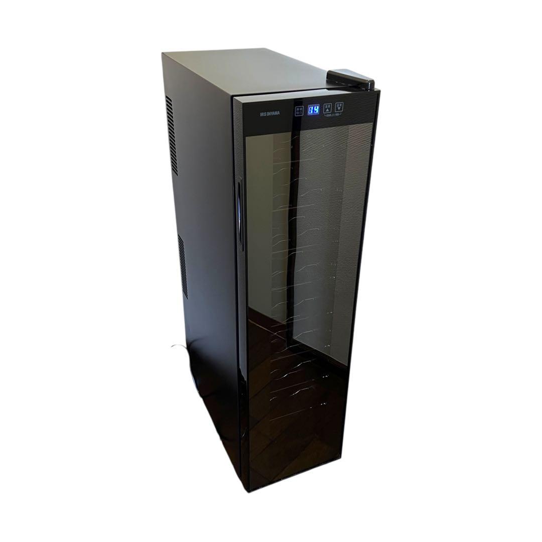 【極美品・2022年製】アイリスオーヤマ　ワインセラー PWC-491P-B