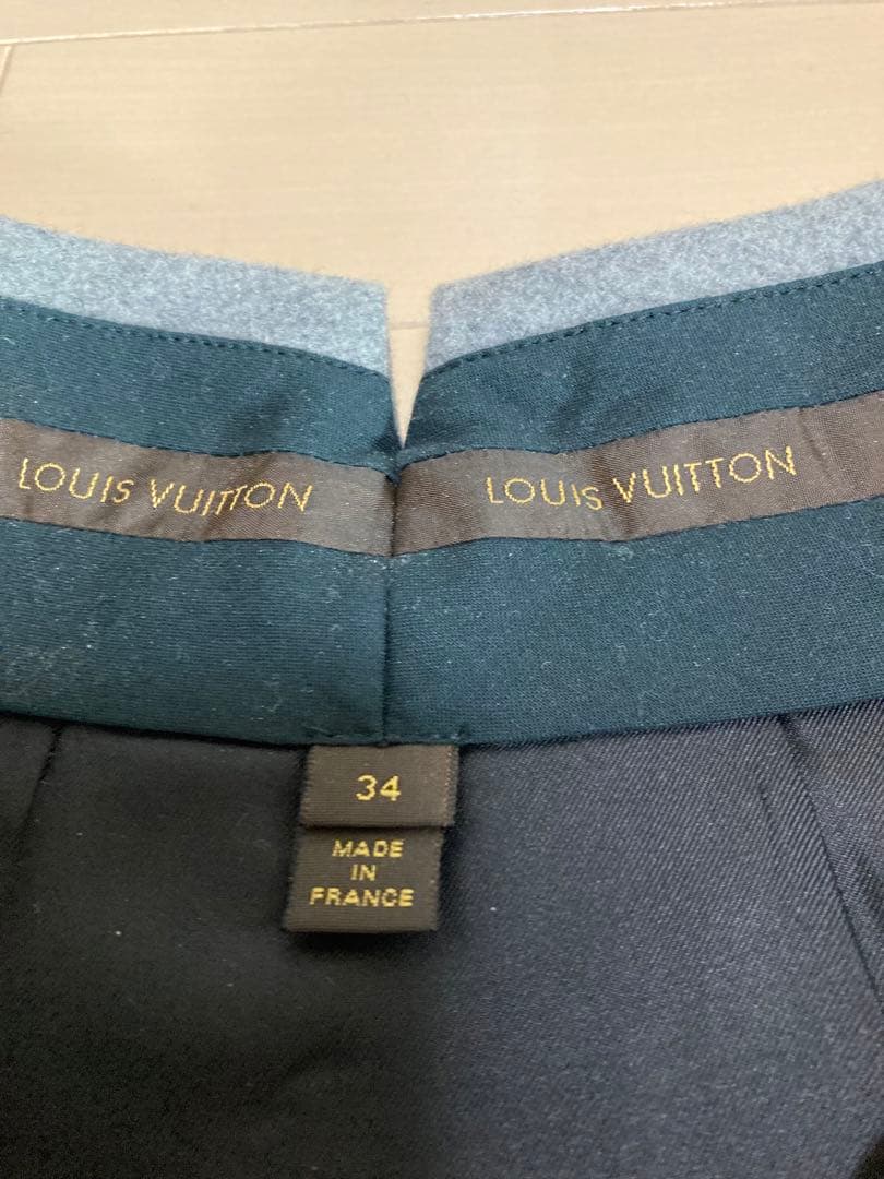 ☆美品☆ ルイヴィトン　ウールプリーツ膝丈スカート