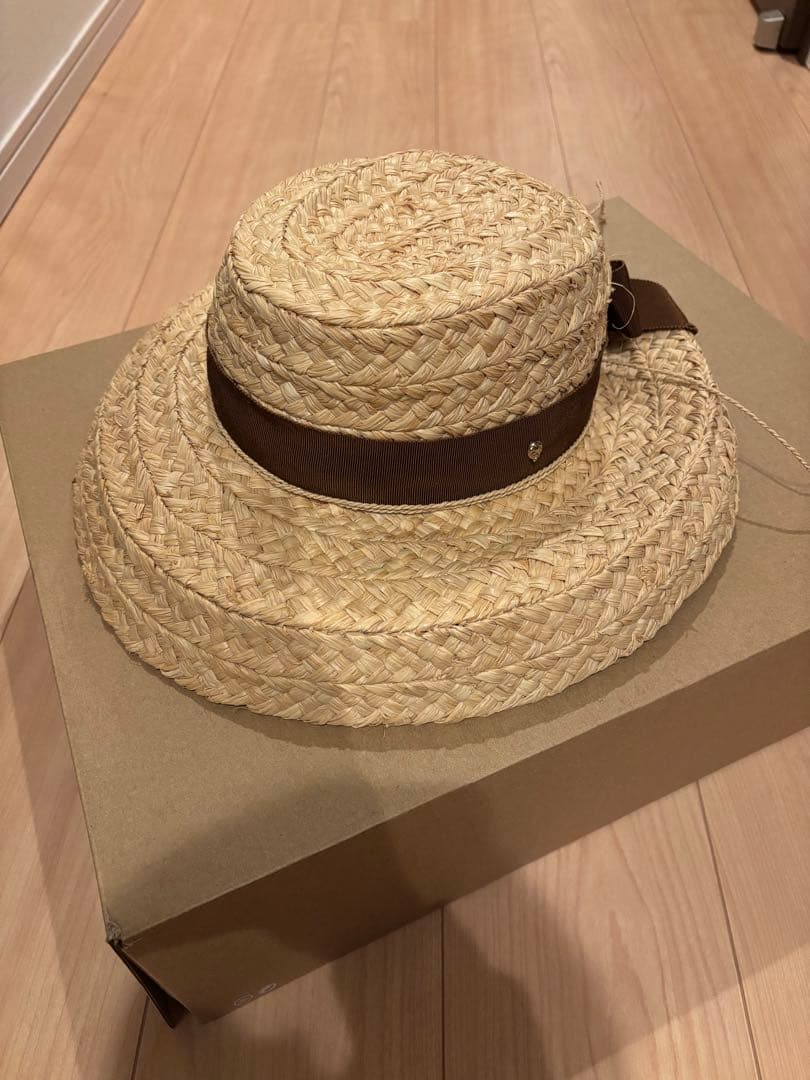 美品　ヘレンカミンスキー HELEN KAMINSKI 麦わら帽子