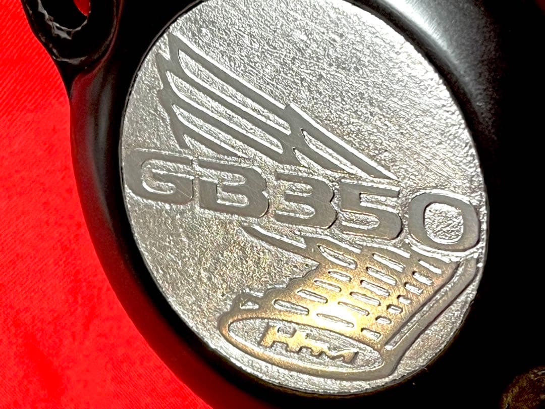 GB350 GB350S GB350C 中古 オイルフィルターカバー 送料無料