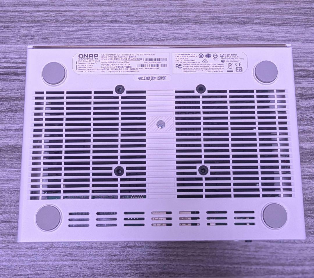 【美品】QNAP QHora-301W 10GbE SD-WANルーター