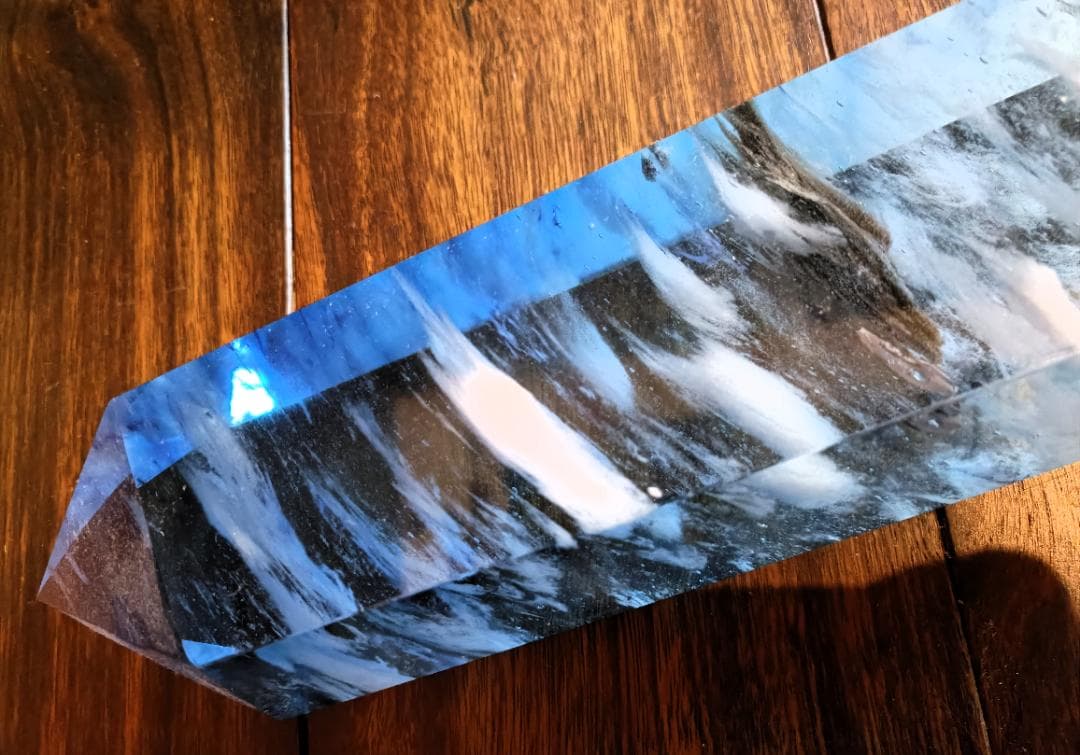 重量3.4kg　巨大クリスタル　飾り台付