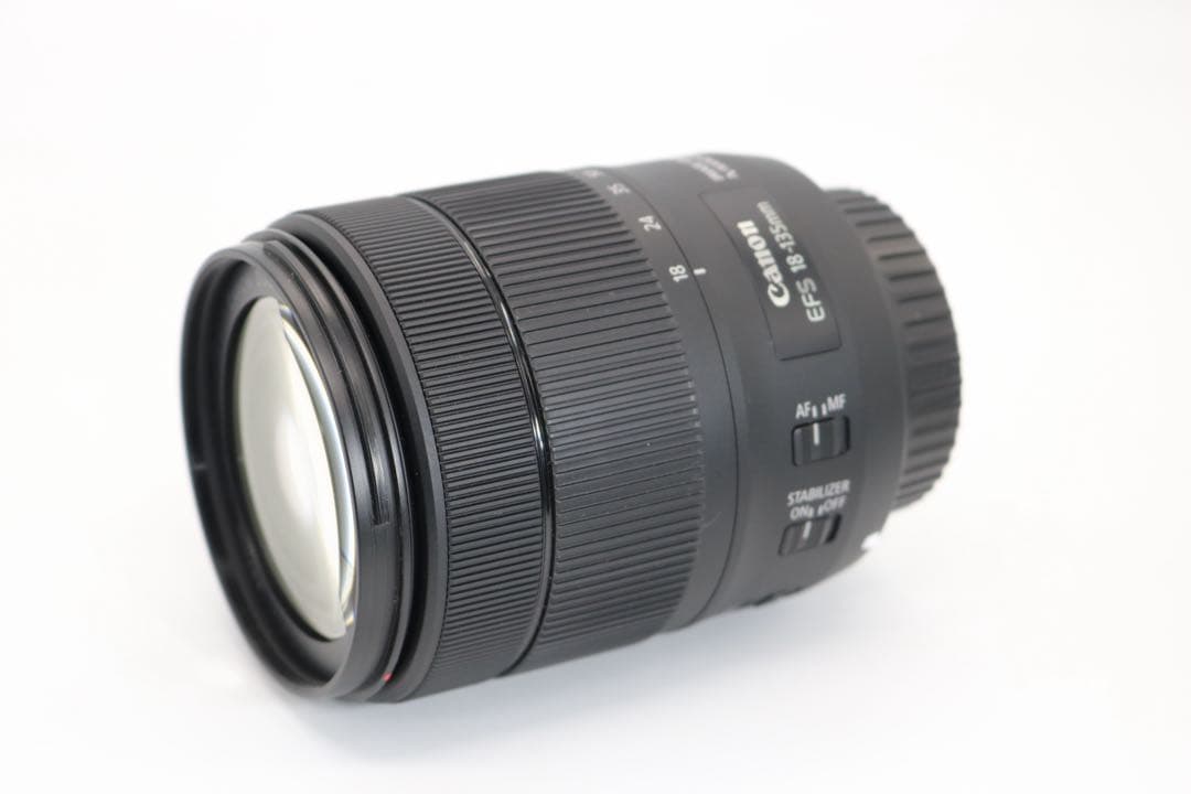 超美品 【Canon EF-S 18-135mm IS USM】 ズームレンズ