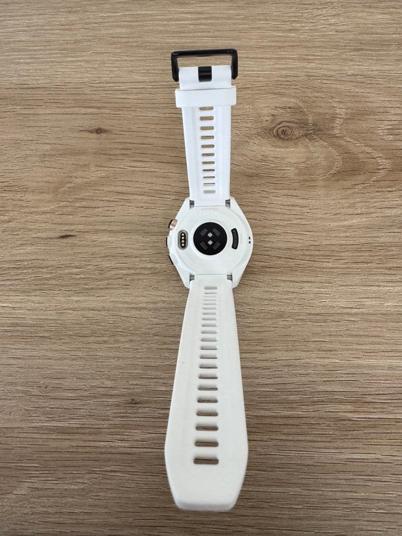 GARMIN S70 42mm ホワイト