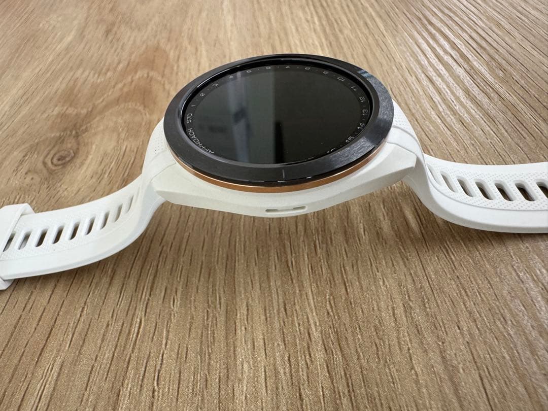 GARMIN S70 42mm ホワイト