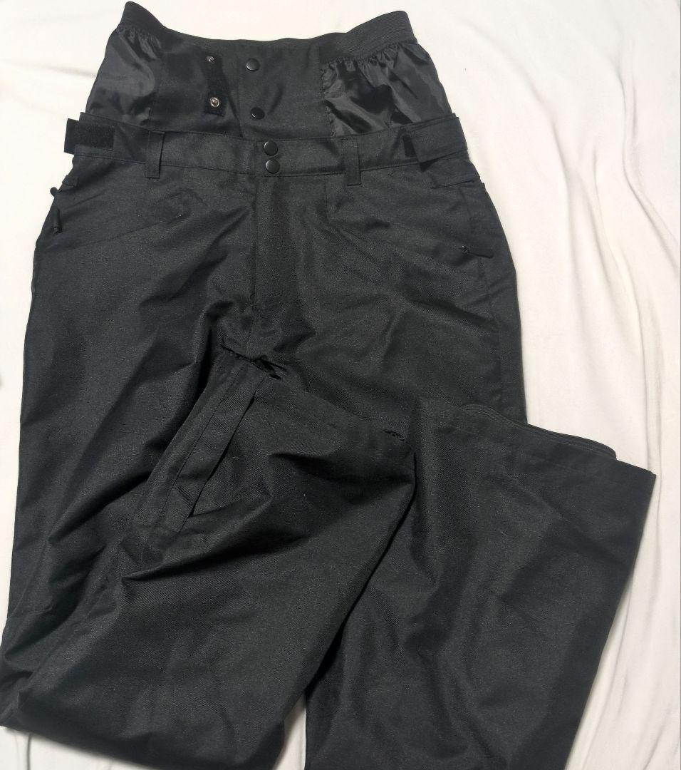 1回着 2024モデル kissmark スノボウェア 白 黒 L 上下セット