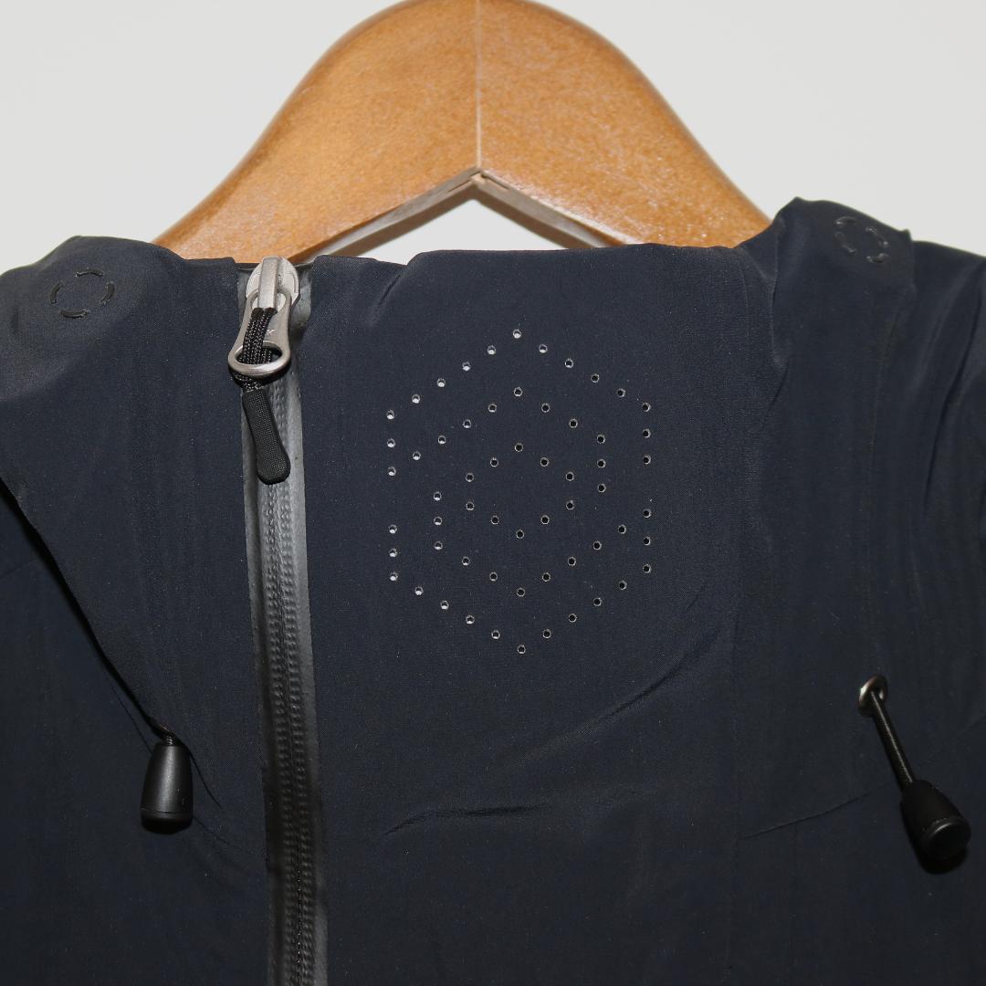 【未使用級 タグ付き】ZUICA ズイカ スキーウェア ZAM24ST02 黒