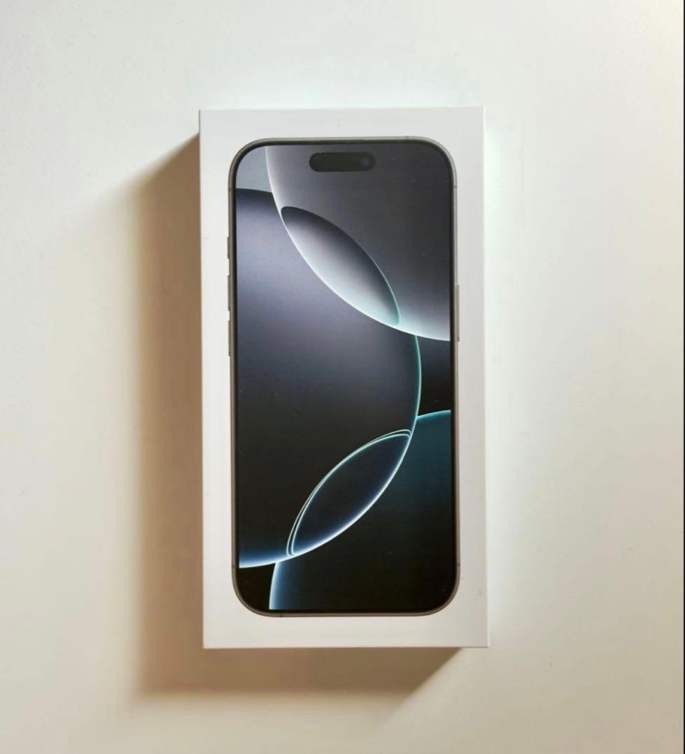 【美品】iPhone 16 Pro ホワイトチタニウム 128GB SIMフリー