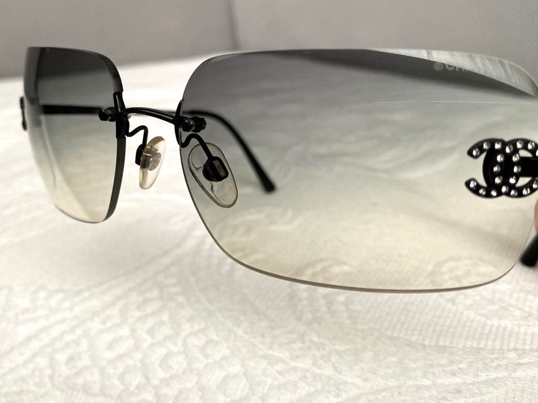 CHANEL シャネル リムレスサングラス ココマーク ラインストーン
