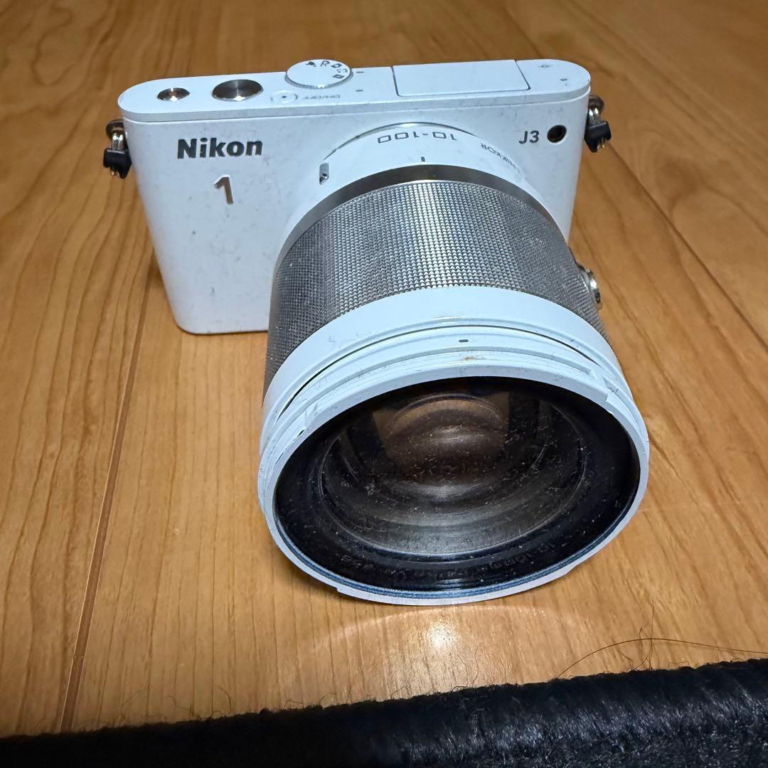 Nikon 1 J3 ホワイト ミラーレスカメラ　ジャンク