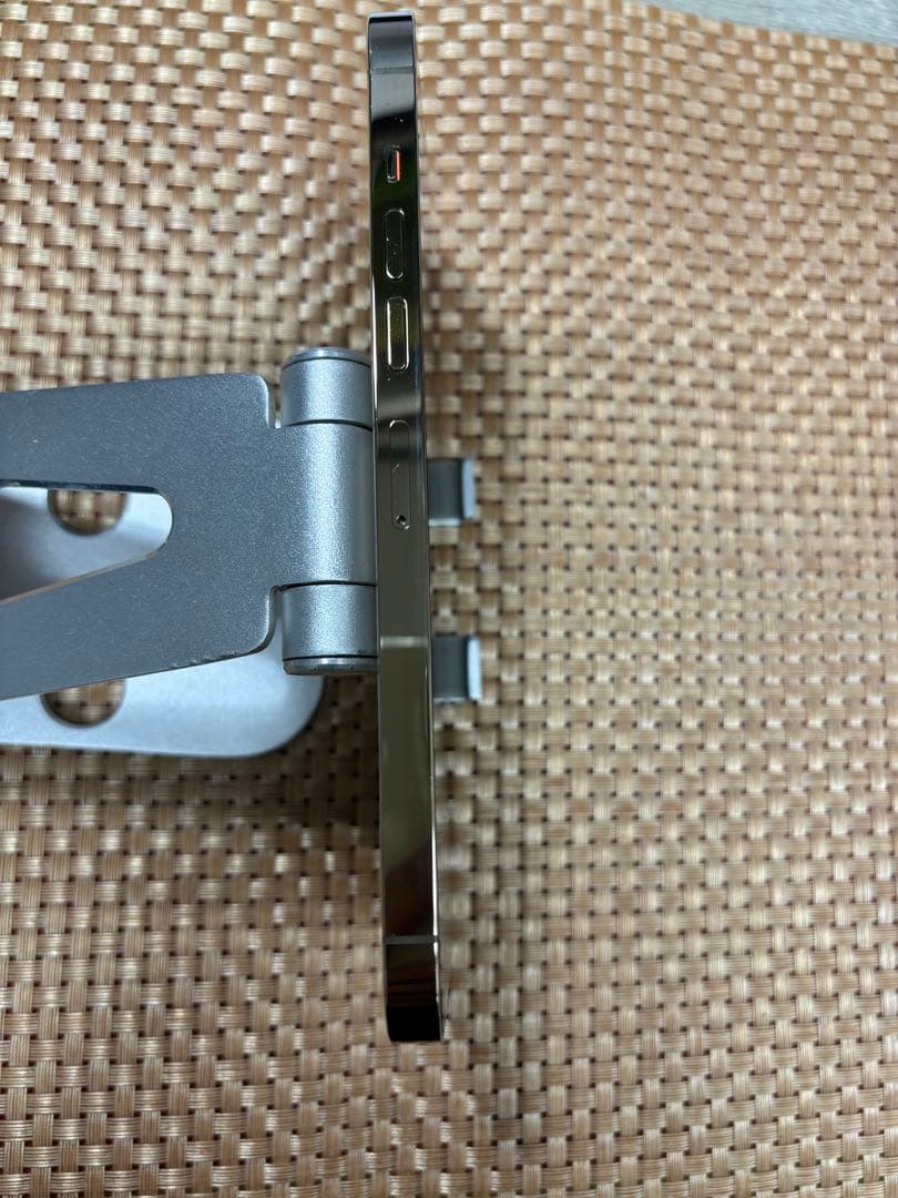 iPhone 13 Pro Max 256 GB ゴールドSIMフリー