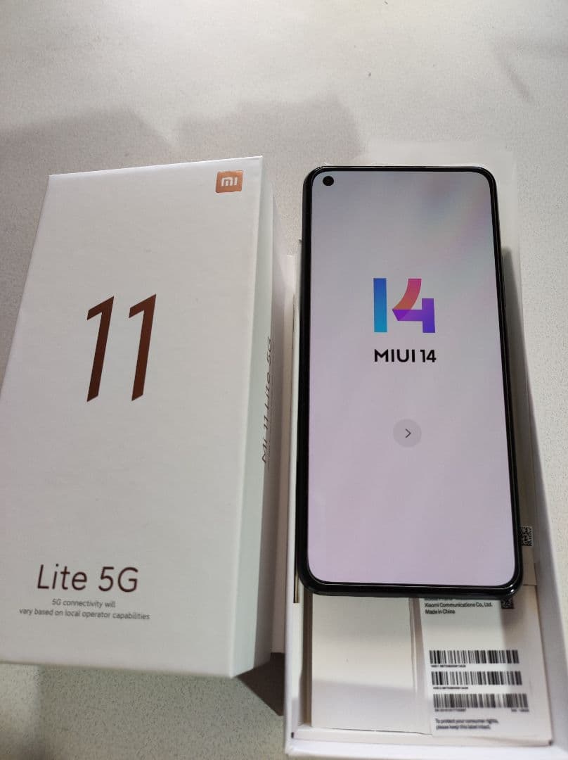 Xiaomi　Mi 11 Lite 5G　トリュフブラック