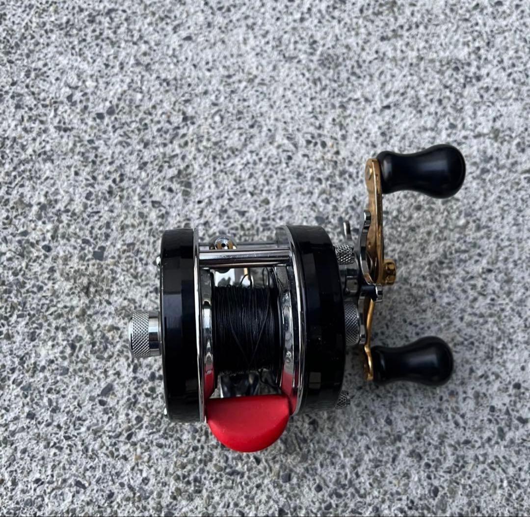 ABU4600cベイトリール