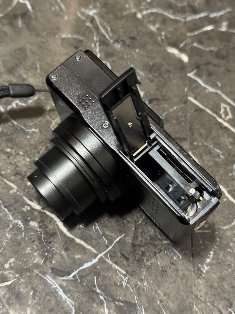 SIGMA コンパクトデジタルカメラ DP1x ジャンク