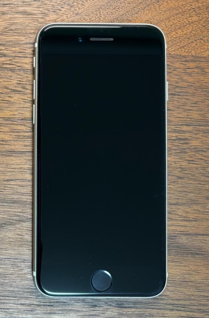 Apple iPhone SE3 ホワイト 本体