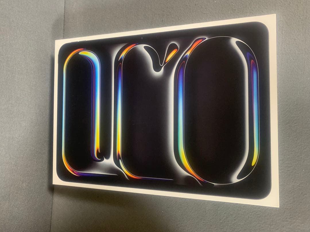 ほぼ未使用　充電一回　iPad Pro 11インチ(M5)256GB wifi版