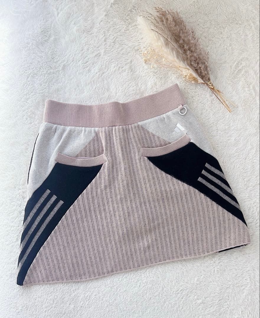 adidas アディダスニットセットアップ 長袖 ロゴ入りピンクベージュブラック