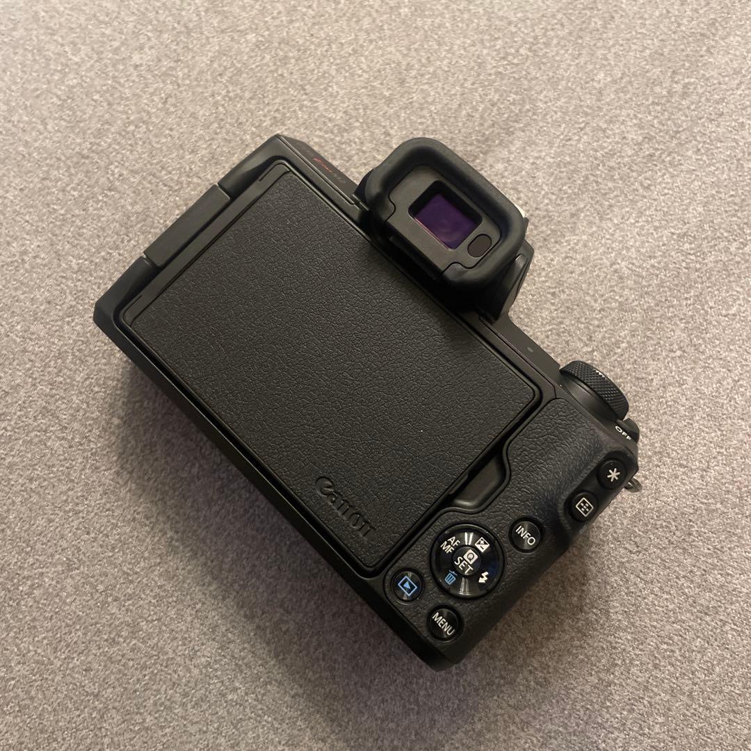 デジタルカメラ 72.Canon EOS KissM2