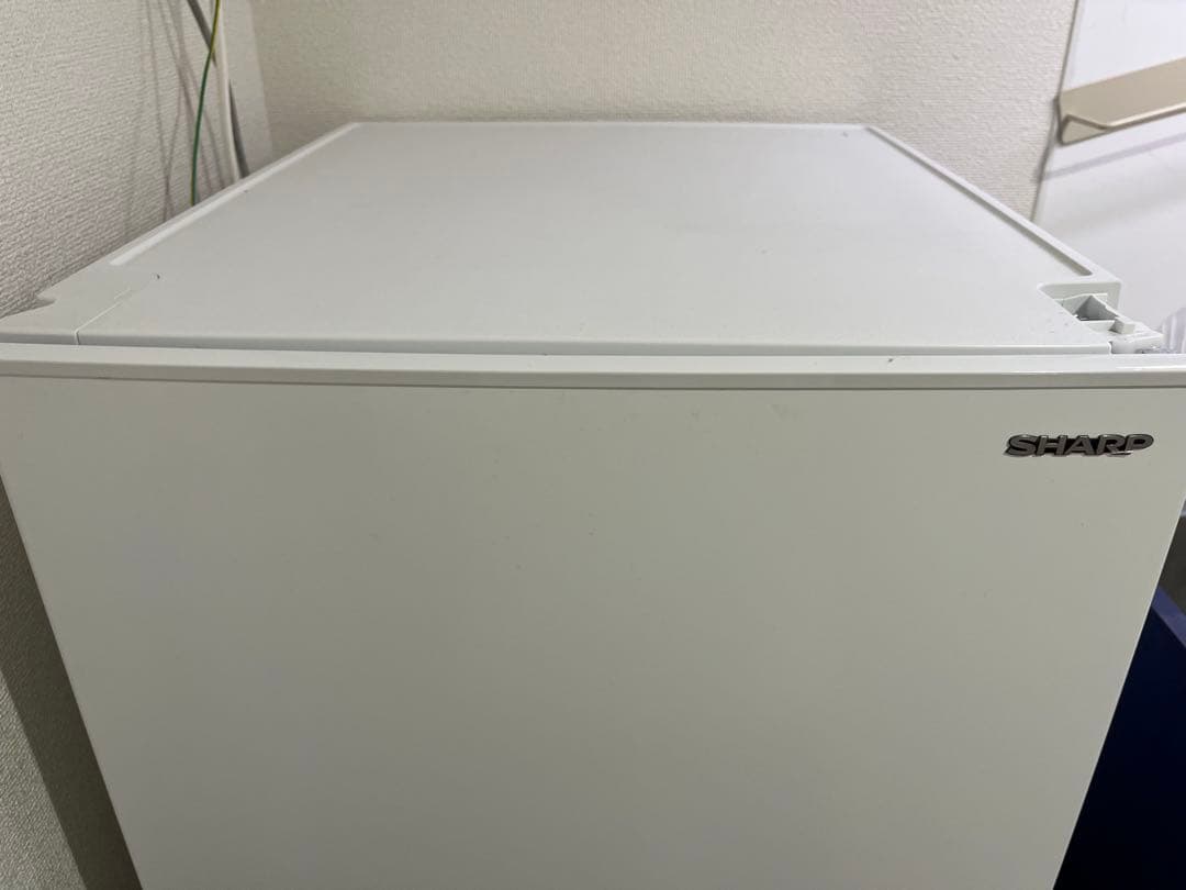 送料込み　SHARP冷蔵庫 SJ-D15J-W 152L 日付指定・開梱・設置