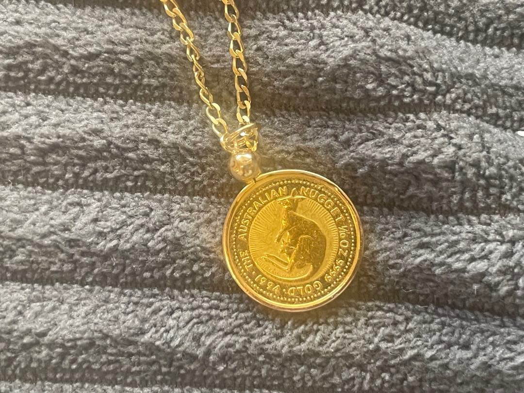 ゴールド 型ペンダント ネックレス