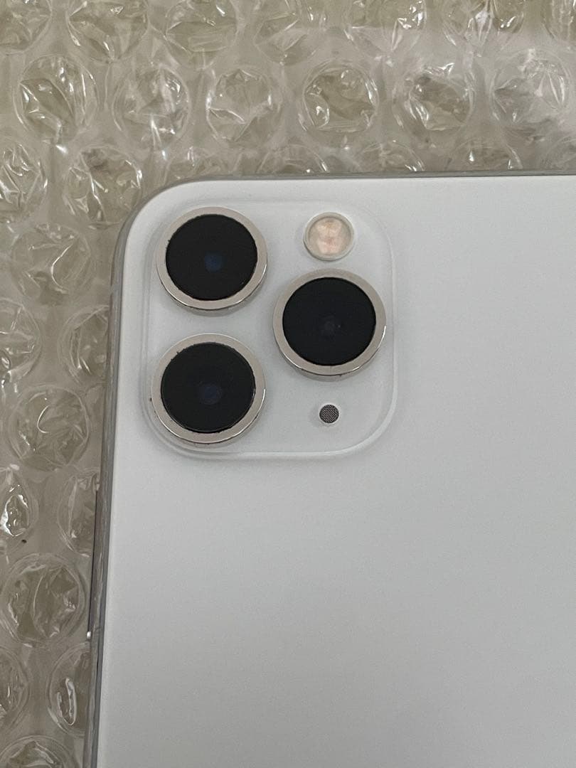 Apple iPhone 11 ProMaxシルバー 本体 64GB 美品